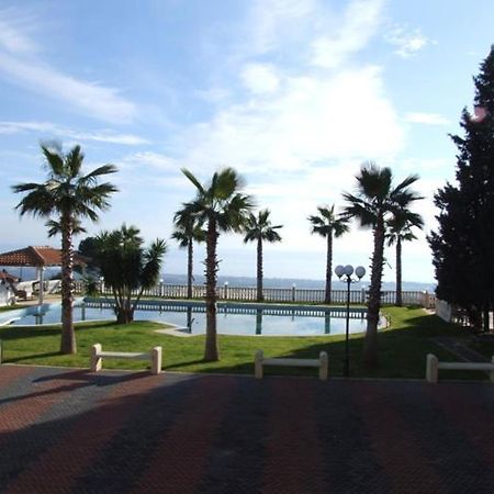 Residence Ore Felici Mascali Exterior foto