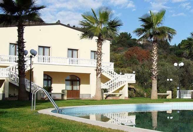Residence Ore Felici Mascali Exterior foto